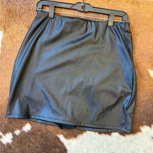 Popilush Elegant Black Leather Skirt